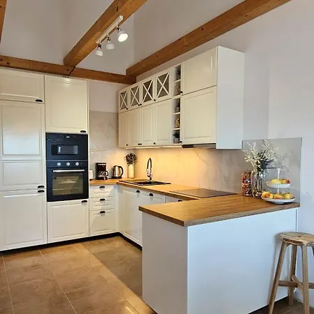 Bluemare B6 With Shared Pool Appartement *