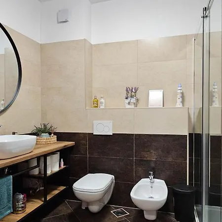 Bluemare B6 With Shared Pool *