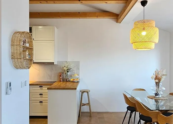 Apartman Bluemare B6 With Shared Pool Liznjan